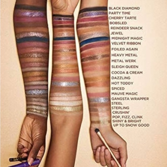 Limited Edition Tarte Winter Wonderglam Luxe Eye Palette - Picture 5 of 8